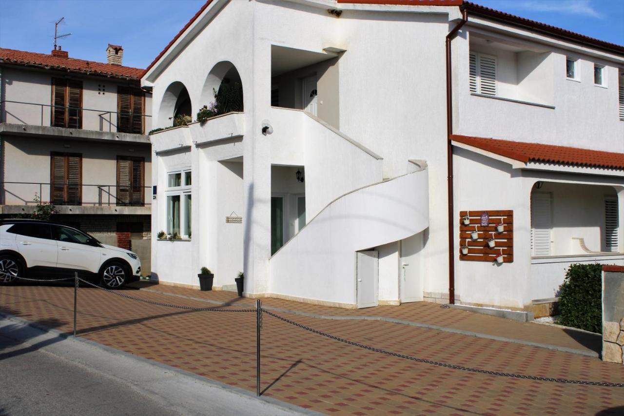 Apartmani B&S Barbat na Rabu Kültér fotó