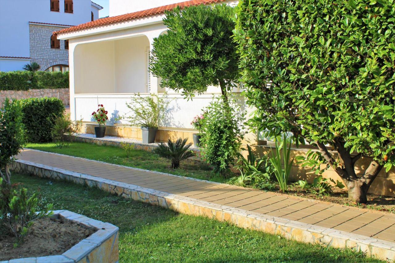 Apartmani B&S Barbat na Rabu Kültér fotó